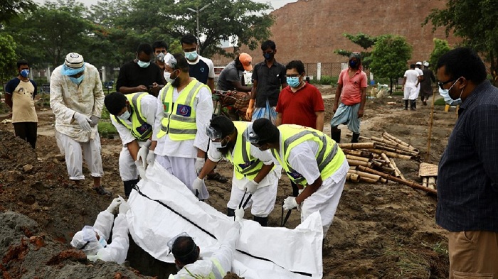 দেশে করোনায় সর্বোচ্চ আক্রান্তের দিনে মৃত্যুও বেড়েছে